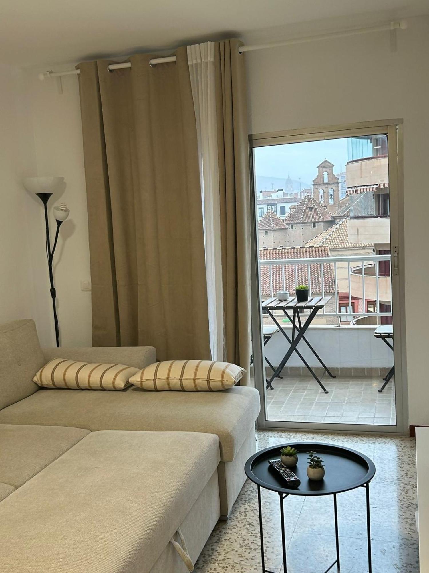 Apartament Vialia Piso Centrico Wifi Maria Zambrano Andra Malaga Zewnętrze zdjęcie