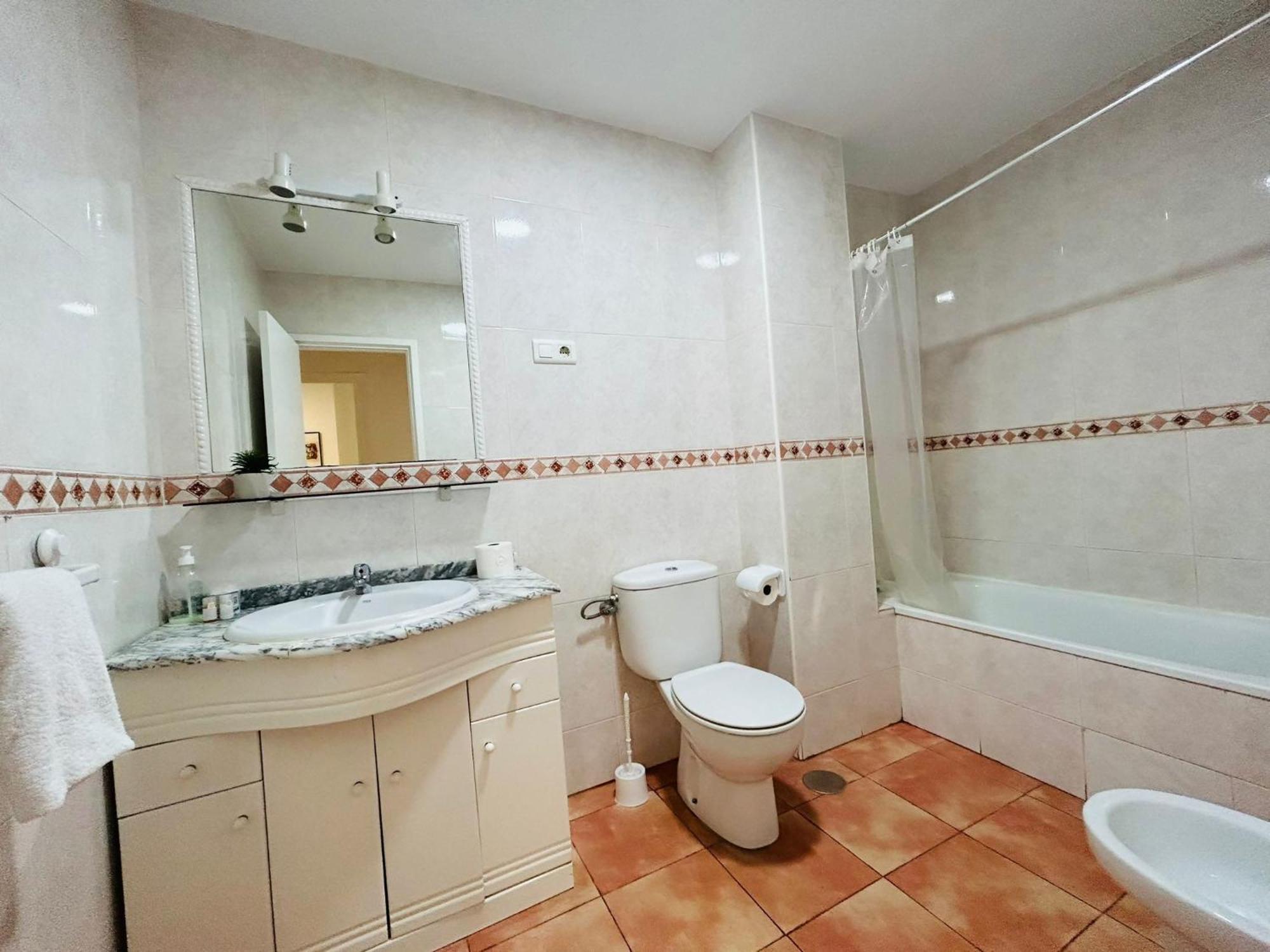 Apartament Vialia Piso Centrico Wifi Maria Zambrano Andra Malaga Zewnętrze zdjęcie